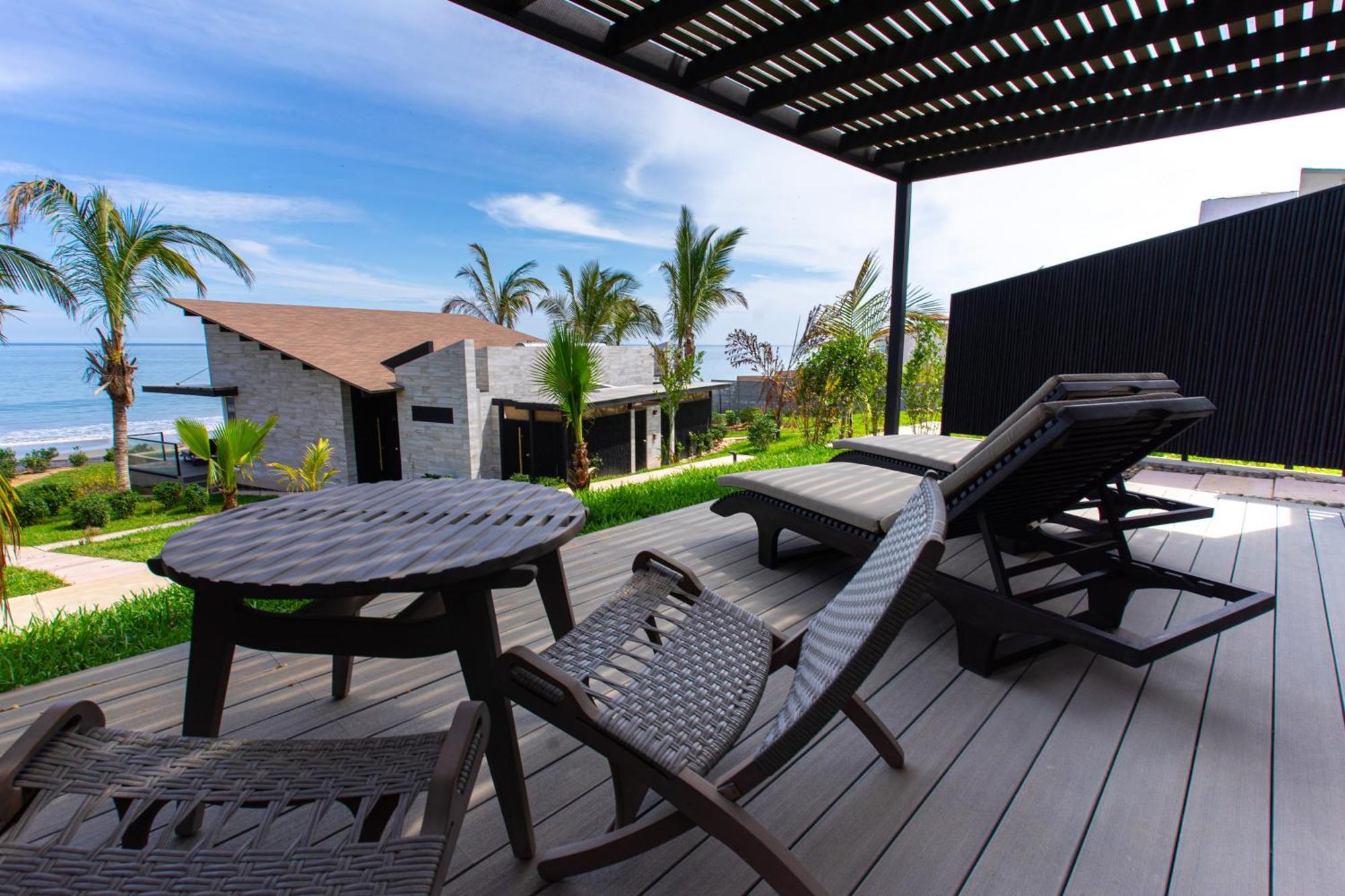 Arennas Mancora Hotel Bagian luar foto